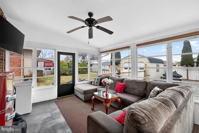 227 PAYNTER DR, Wilmington, DE 19804