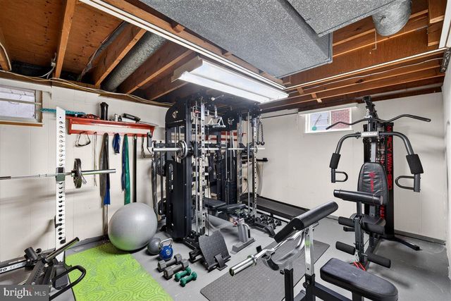 227 PAYNTER DR, Wilmington, DE 19804