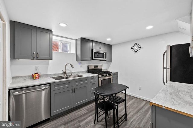 227 PAYNTER DR, Wilmington, DE 19804