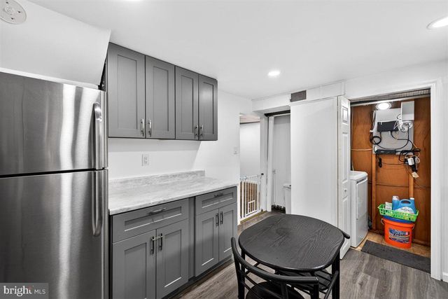 227 PAYNTER DR, Wilmington, DE 19804