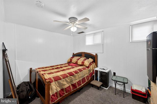 227 PAYNTER DR, Wilmington, DE 19804