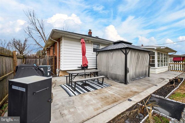 227 PAYNTER DR, Wilmington, DE 19804