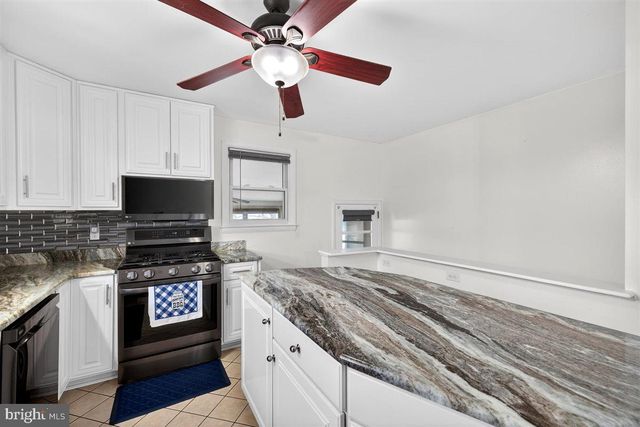 227 PAYNTER DR, Wilmington, DE 19804