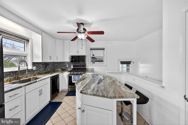 227 PAYNTER DR, Wilmington, DE 19804