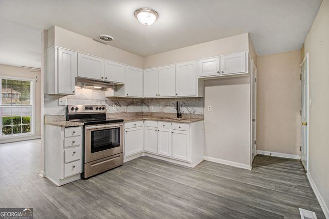 7053 Eunice Drive, Riverdale, GA 30274