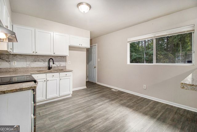 7053 Eunice Drive, Riverdale, GA 30274