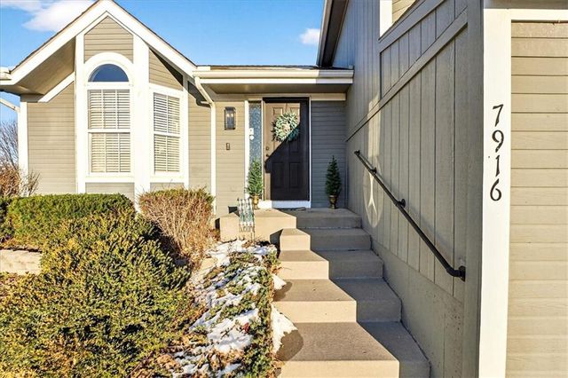 7916 NE 107th Terrace, Kansas City, MO 64157