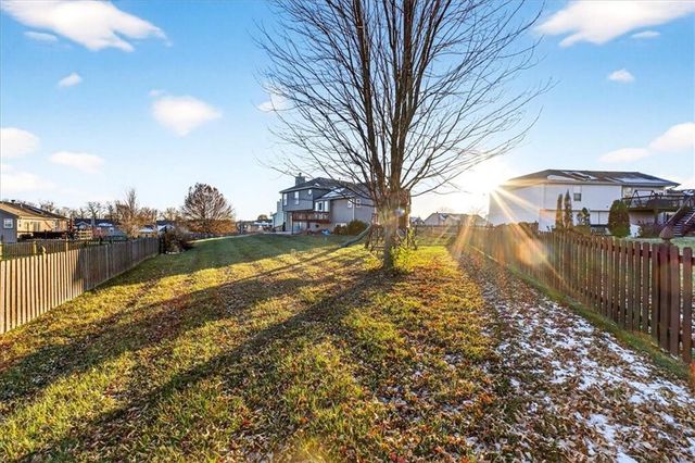 7916 NE 107th Terrace, Kansas City, MO 64157