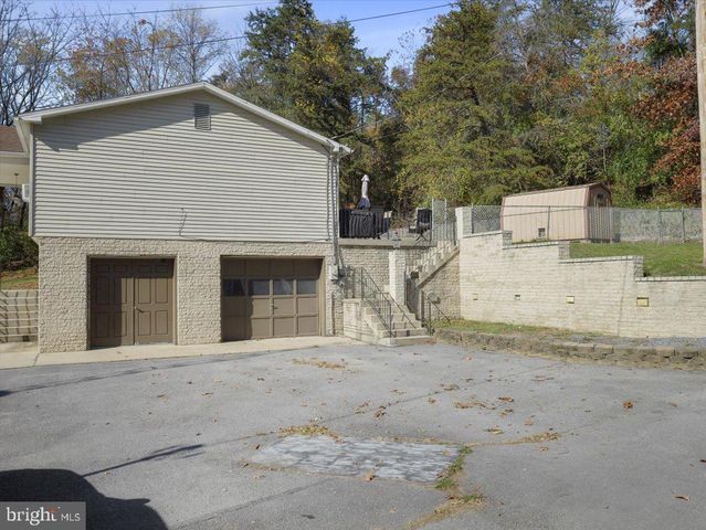 2731 JACK RD, Chambersburg, PA 17202