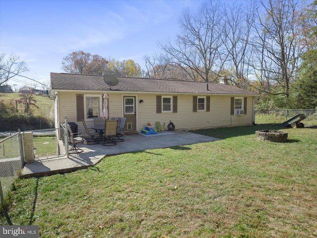 2731 JACK RD, Chambersburg, PA 17202
