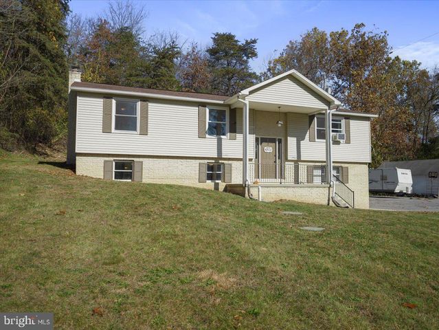 2731 JACK RD, Chambersburg, PA 17202