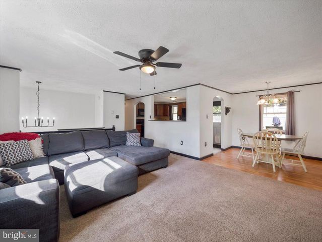 2731 JACK RD, Chambersburg, PA 17202