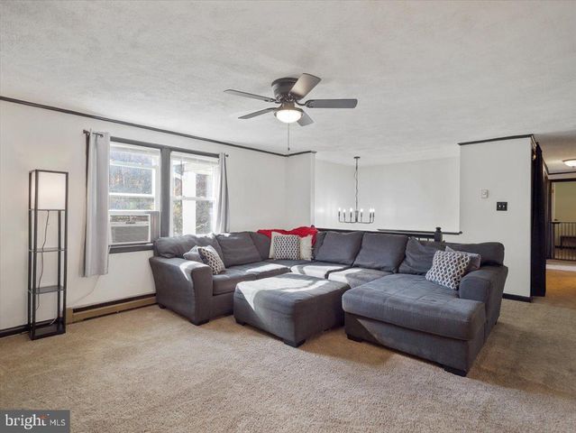 2731 JACK RD, Chambersburg, PA 17202