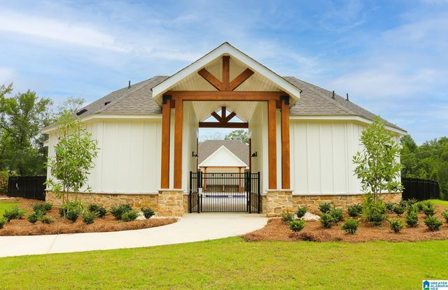 536 FOGGY BROOK LOOP, Chelsea, AL 35043