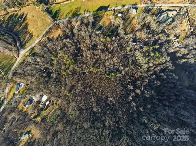 99999 Hoopers Creek Road, Fletcher, NC 28732