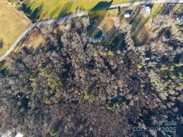 99999 Hoopers Creek Road, Fletcher, NC 28732