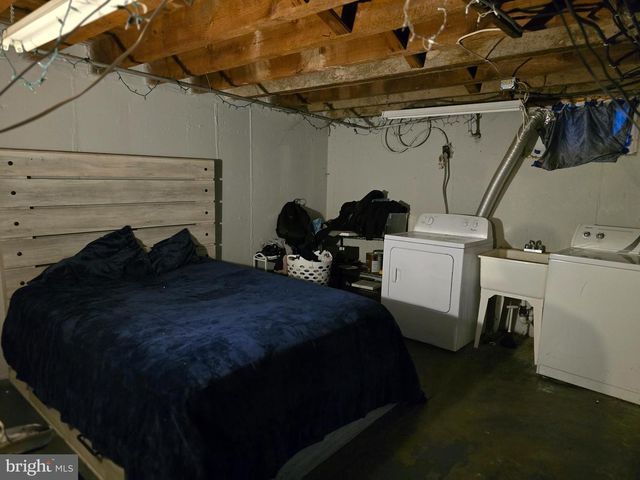 229 W 22ND ST, Chester, PA 19013