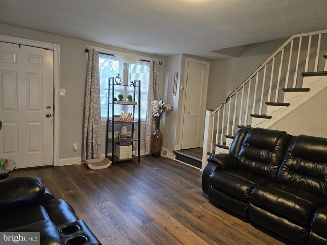 229 W 22ND ST, Chester, PA 19013