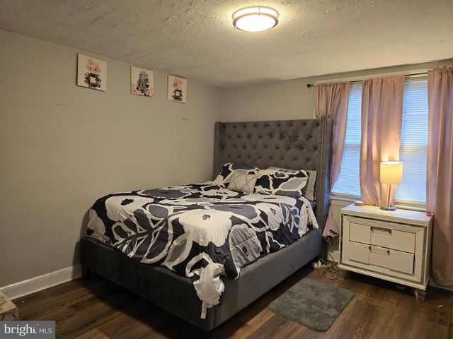 229 W 22ND ST, Chester, PA 19013