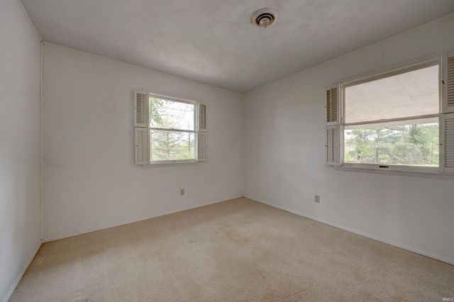 2674 W 750 S, Huntingburg, IN 47542