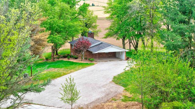 2674 W 750 S, Huntingburg, IN 47542