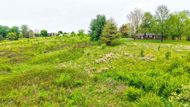2674 W 750 S, Huntingburg, IN 47542