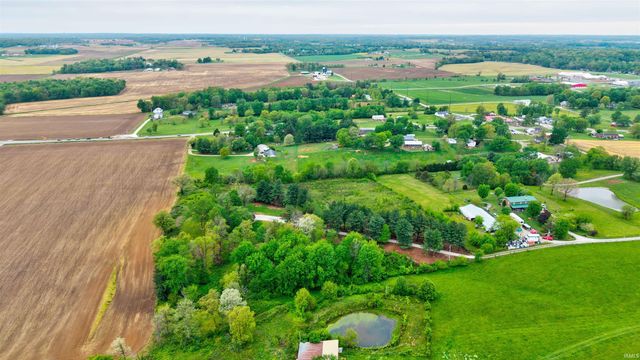 2674 W 750 S, Huntingburg, IN 47542