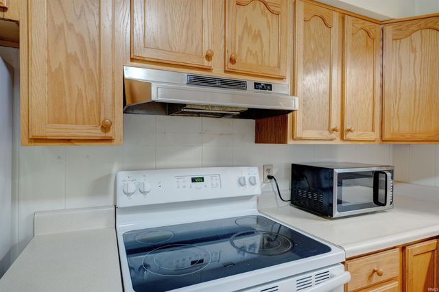 2674 W 750 S, Huntingburg, IN 47542