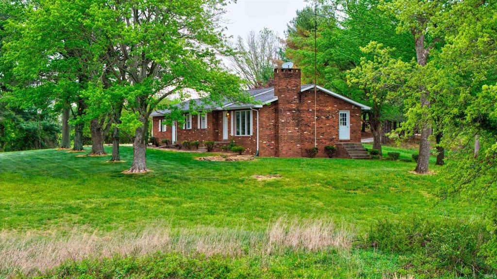 2674 W 750 S, Huntingburg, IN 47542