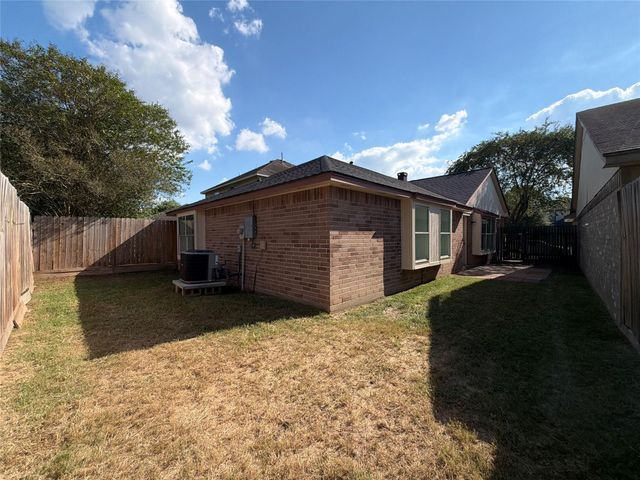 19858 Laurel Trail Drive, Cypress, TX 77433