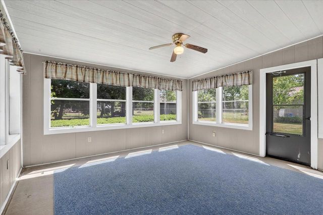 2113 Yorkshire Drive, Beloit, WI 53511