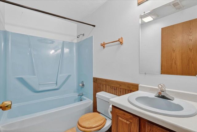 2113 Yorkshire Drive, Beloit, WI 53511