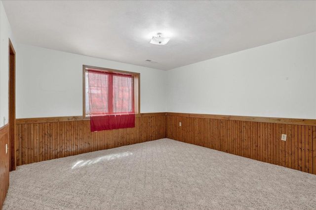 2113 Yorkshire Drive, Beloit, WI 53511