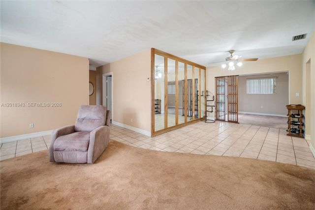 810 NW 78th Ave, Pembroke Pines, FL 33024
