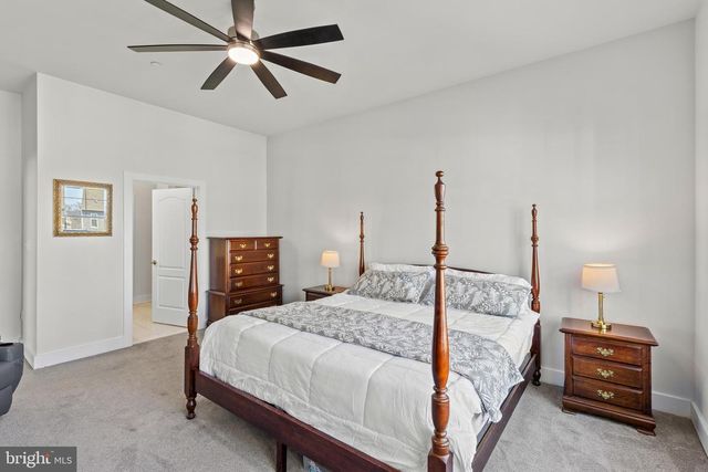 2833 TOWN VIEW CIR, New Windsor, MD 21776