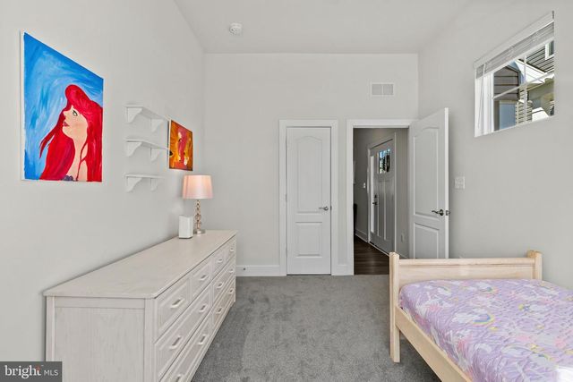 2833 TOWN VIEW CIR, New Windsor, MD 21776