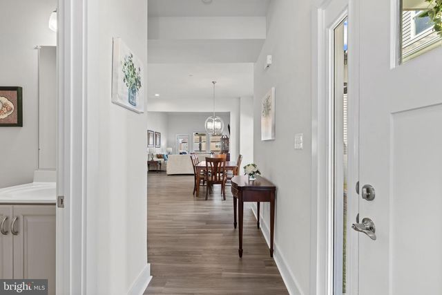 2833 TOWN VIEW CIR, New Windsor, MD 21776