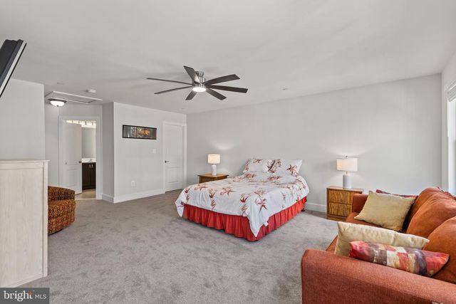 2833 TOWN VIEW CIR, New Windsor, MD 21776