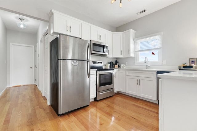 162 Willow Rd 11, Nahant, MA 01908