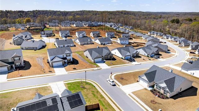 1302 River Mist Circle, Jefferson, GA 30549