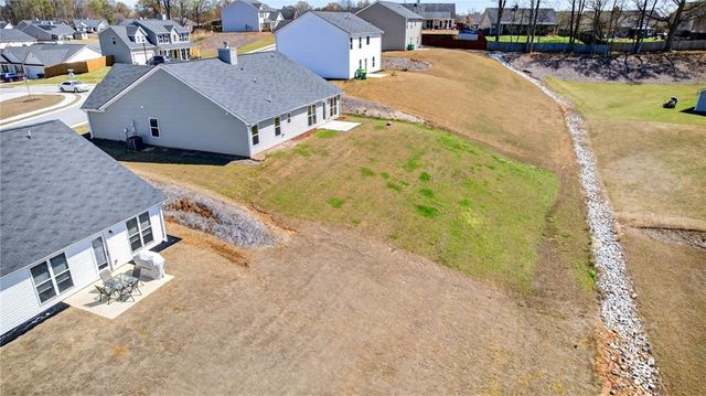 1302 River Mist Circle, Jefferson, GA 30549