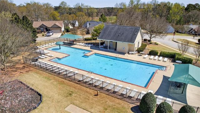 1302 River Mist Circle, Jefferson, GA 30549