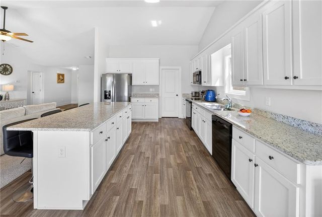 1302 River Mist Circle, Jefferson, GA 30549