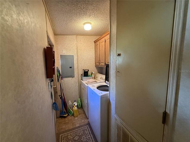 8634 TREASURE ISLAND ROAD, Leesburg, FL 34788