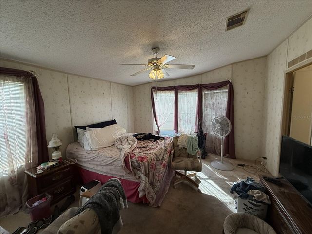 8634 TREASURE ISLAND ROAD, Leesburg, FL 34788