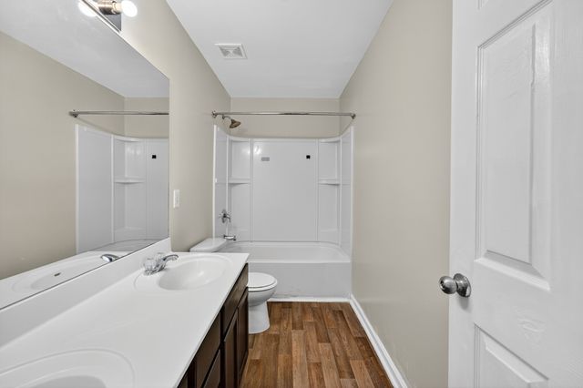 108 Suggs Dr, Lebanon, TN 37087