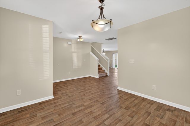 108 Suggs Dr, Lebanon, TN 37087