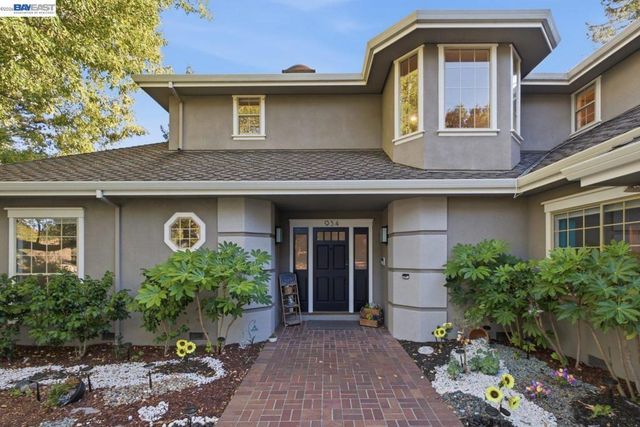 934 Wilmington Way, Redwood City, CA 94062