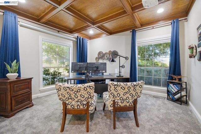 934 Wilmington Way, Redwood City, CA 94062
