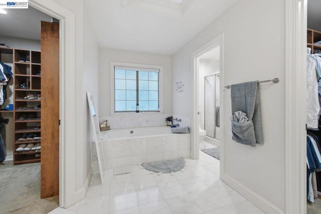 934 Wilmington Way, Redwood City, CA 94062